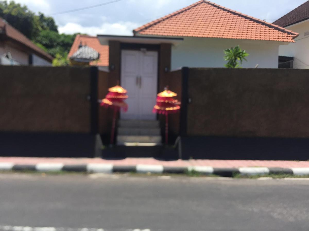 Queen Guest House Tulamben Ngoại thất bức ảnh