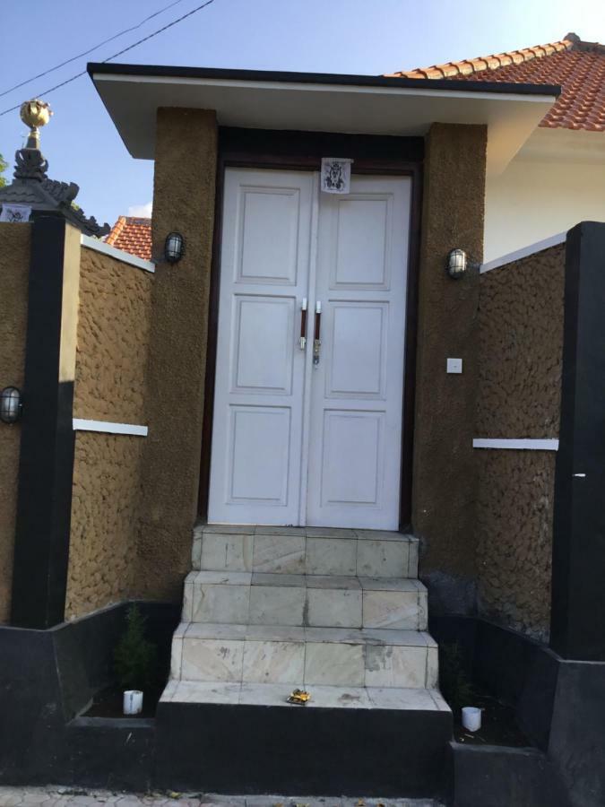 Queen Guest House Tulamben Ngoại thất bức ảnh